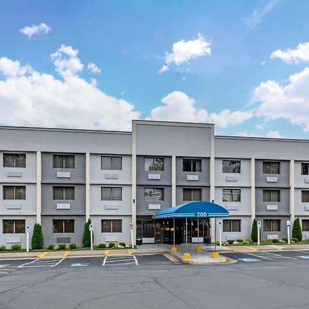 Comfort Inn Herndon-Reston Экстерьер фото