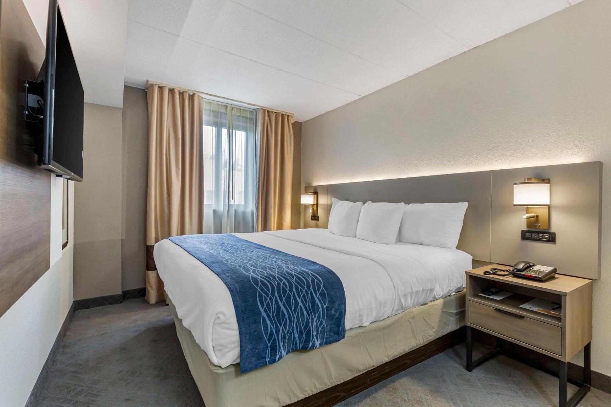 Comfort Inn Herndon-Reston Экстерьер фото