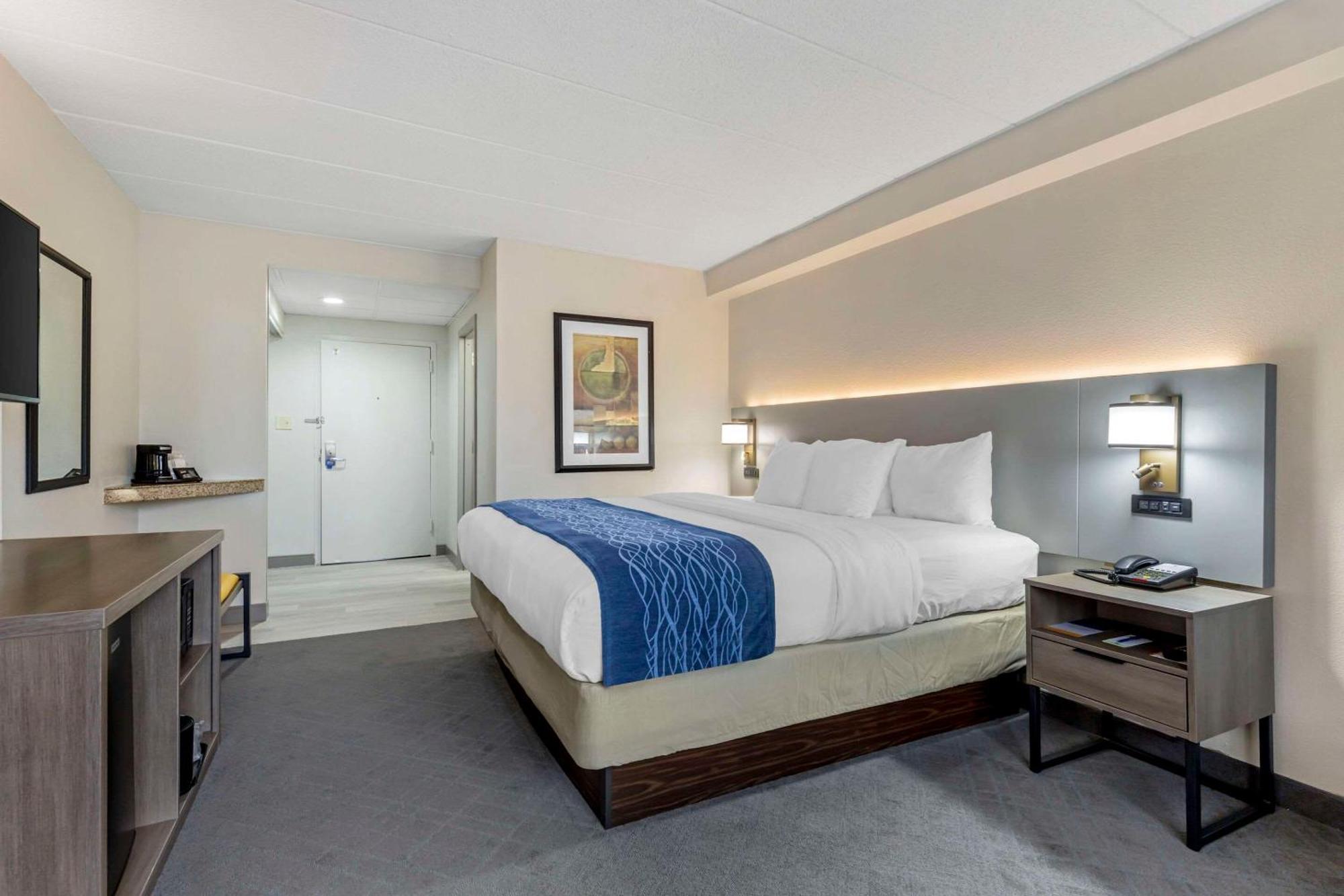 Comfort Inn Herndon-Reston Экстерьер фото