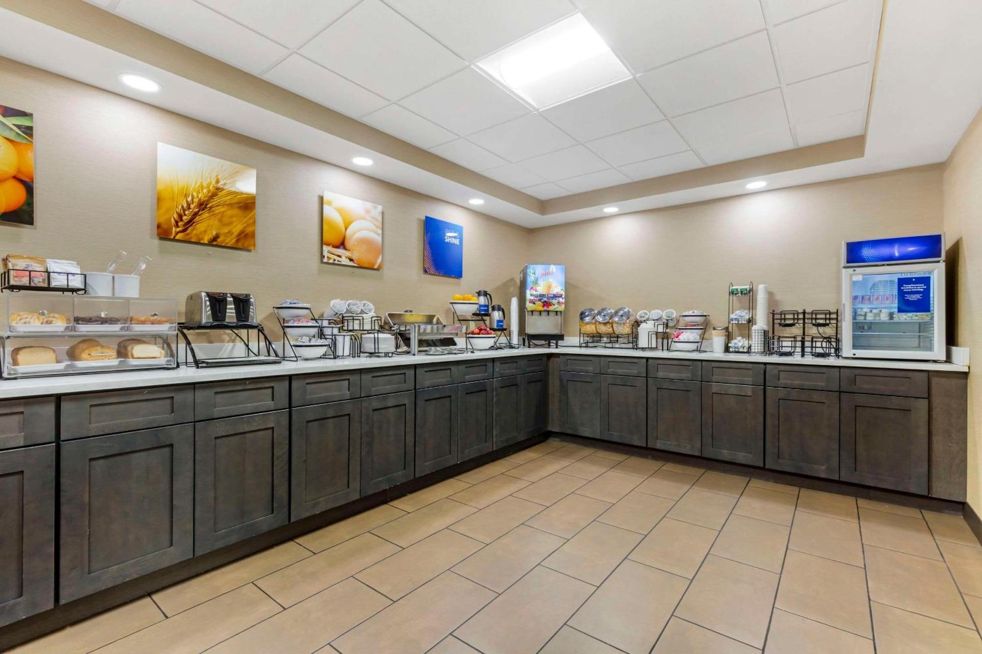 Comfort Inn Herndon-Reston Экстерьер фото