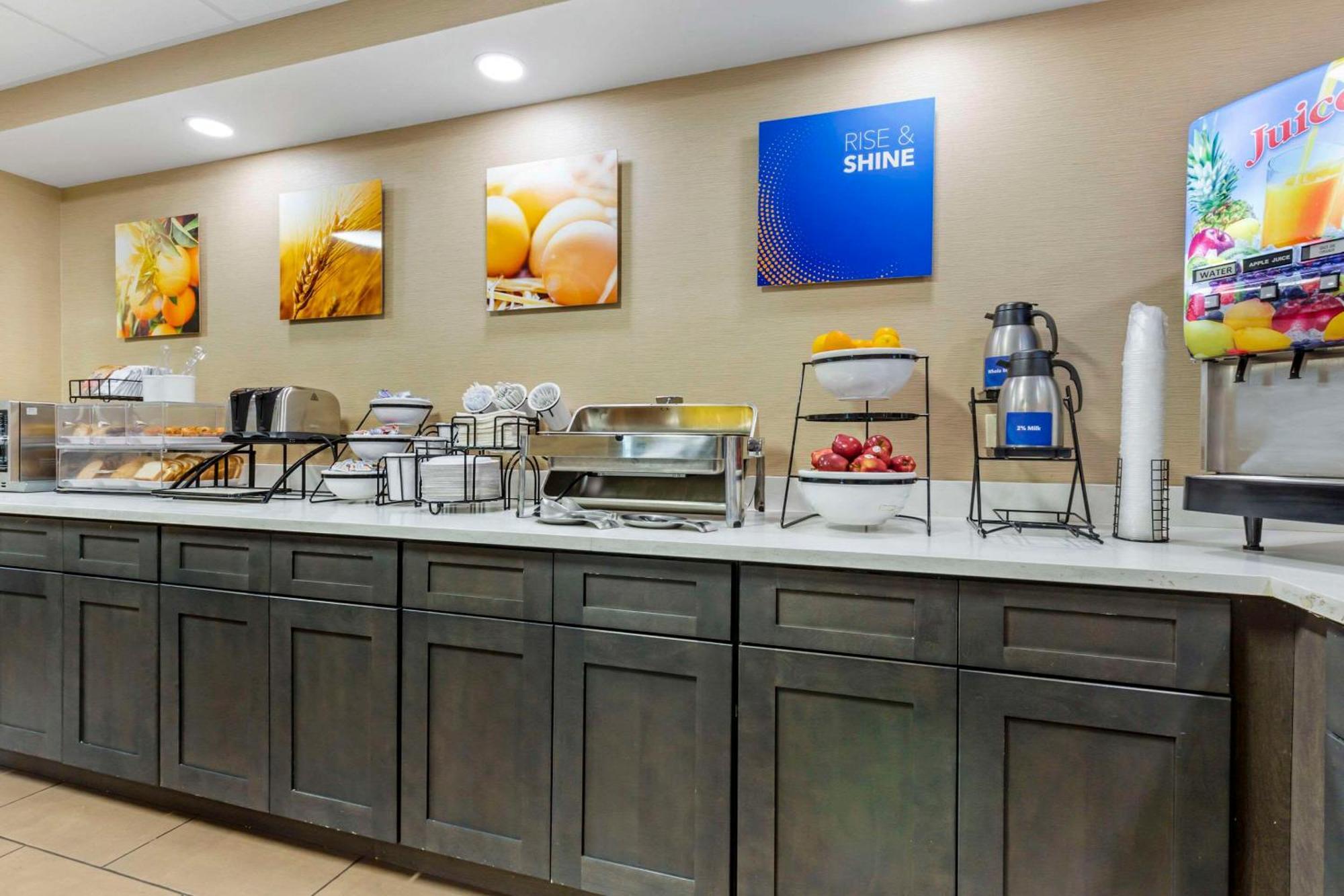 Comfort Inn Herndon-Reston Экстерьер фото
